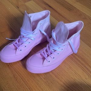 Pink ombre converse